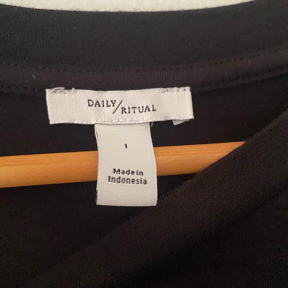 Daily Ritual Long Sleeve Knit Split Side T-Shirt - Picture 3 of 4